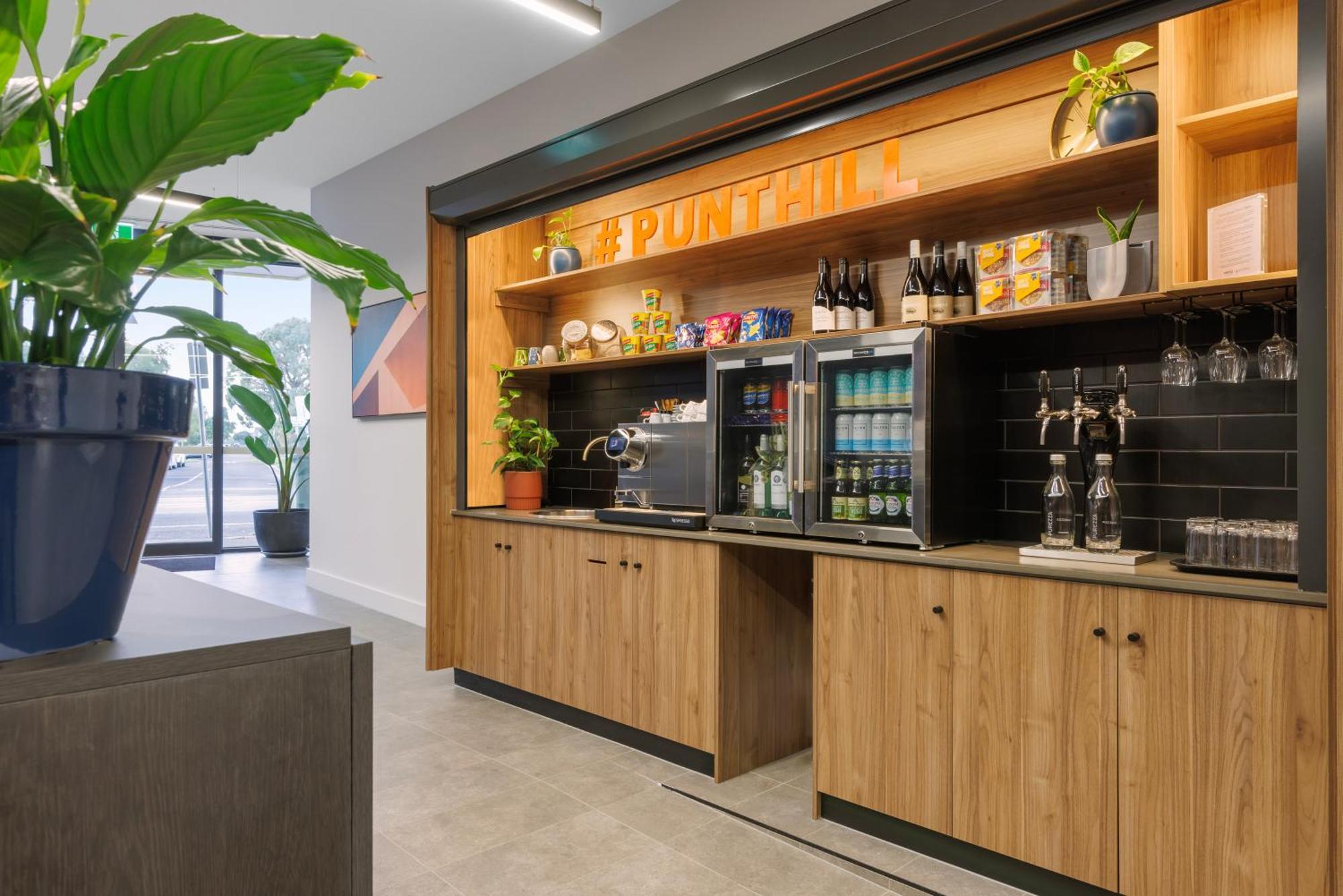 Punthill Essendon North Aparthotel Melbourne Exterior photo